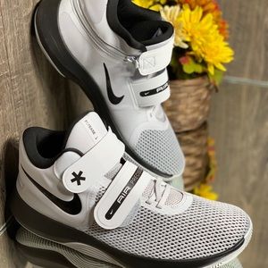 nike air precision ii flyease 4e